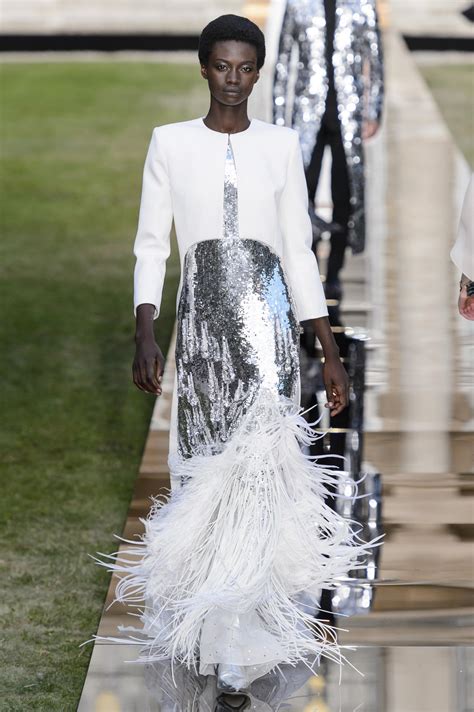 Le défilé Givenchy Couture automne